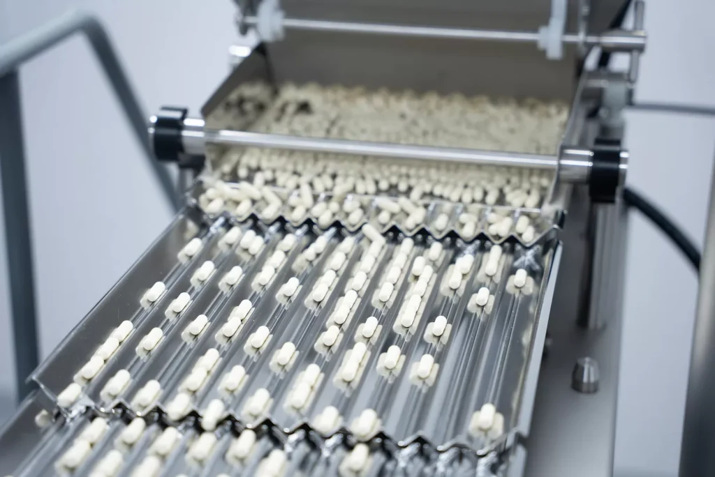 Two-piece capsule encapsulation machine